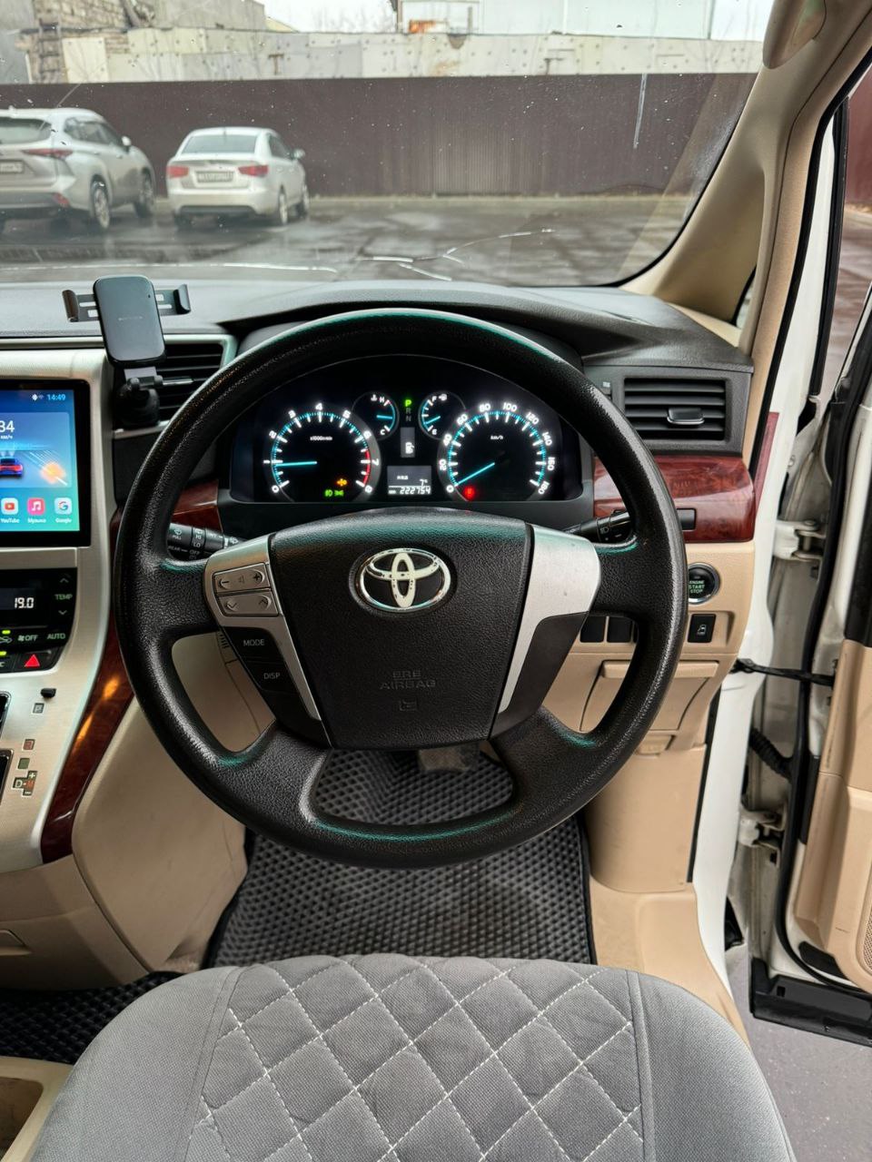 Просторные кресла